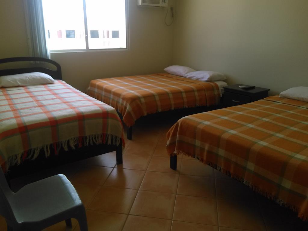 Hotel Caridi Salinas  Quarto foto